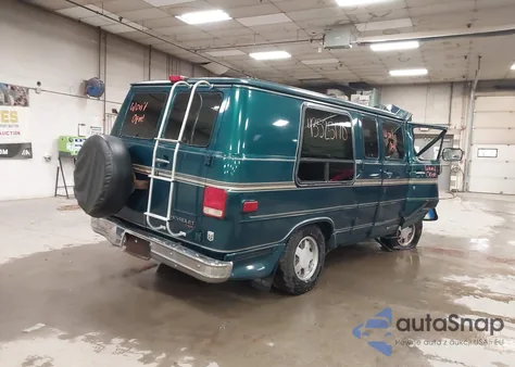 1995 Chevrolet G20 из США, поврежденный, VIN 1GBEG25KXSF140228